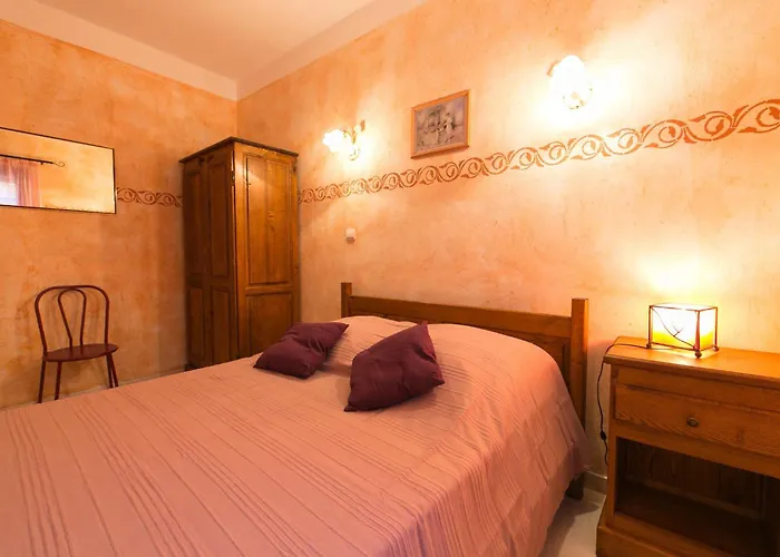 Relais De Saleccia 3* Casta
