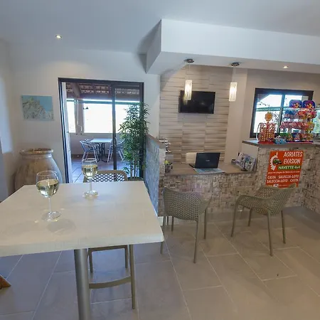 Ξενοδοχείο Relais De Saleccia 3*