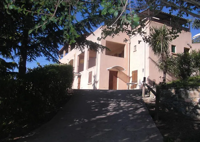 Relais De Saleccia Casta