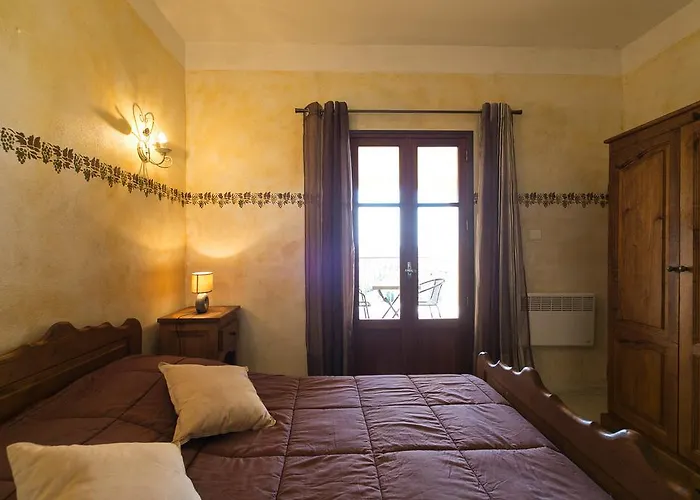 Relais De Saleccia 3* Casta