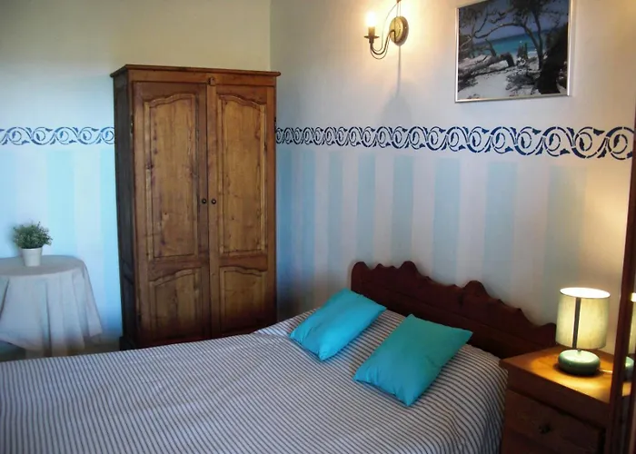Relais De Saleccia 3* Casta