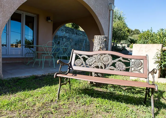 Relais De Saleccia 3* Casta