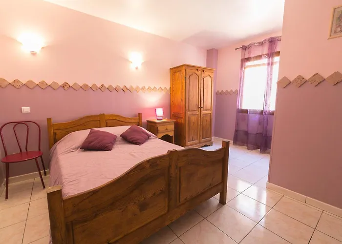 Relais De Saleccia 3* Casta